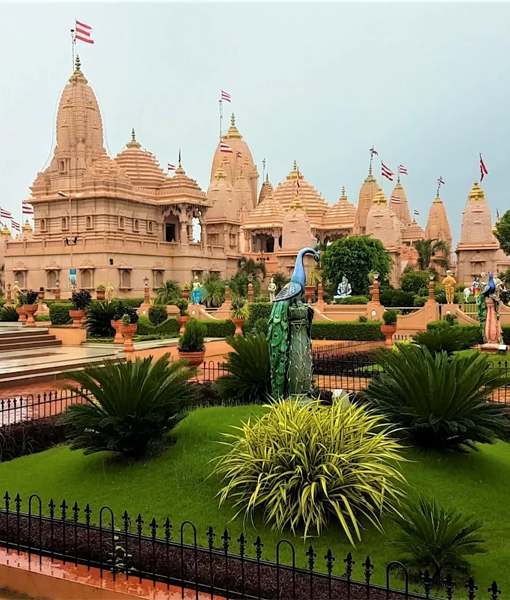 Nilkanth Dham, Poicha